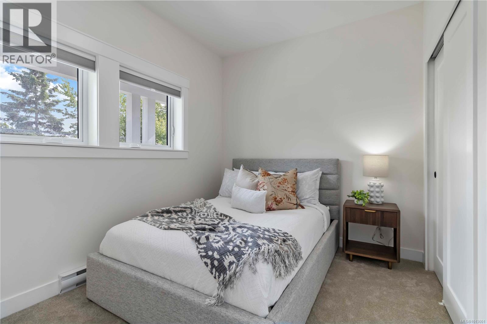 Photo 22 of 6 633 Belton Ave, Victoria BC