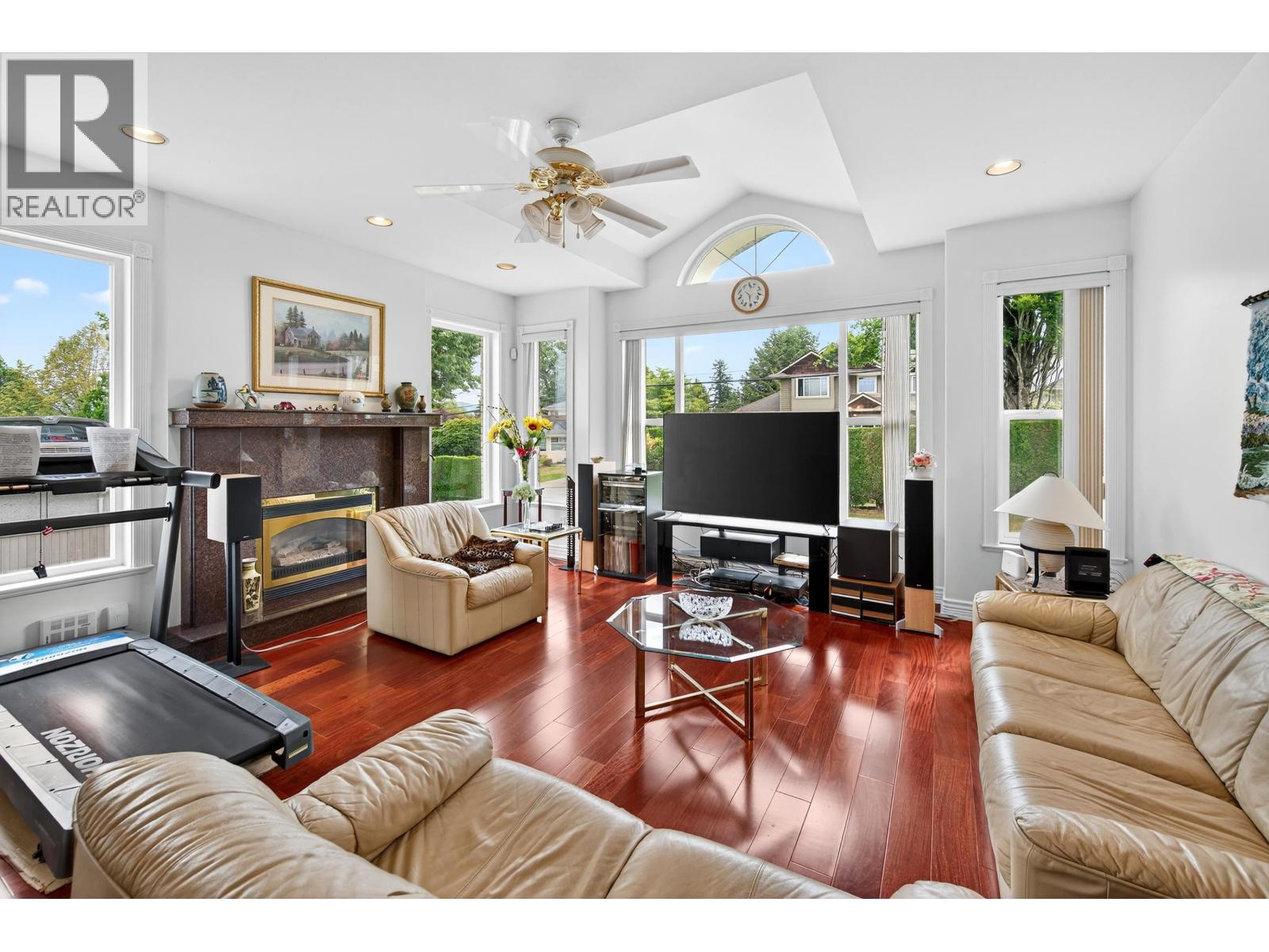 Photo 11 of 6297 Brantford Avenue, Burnaby BC