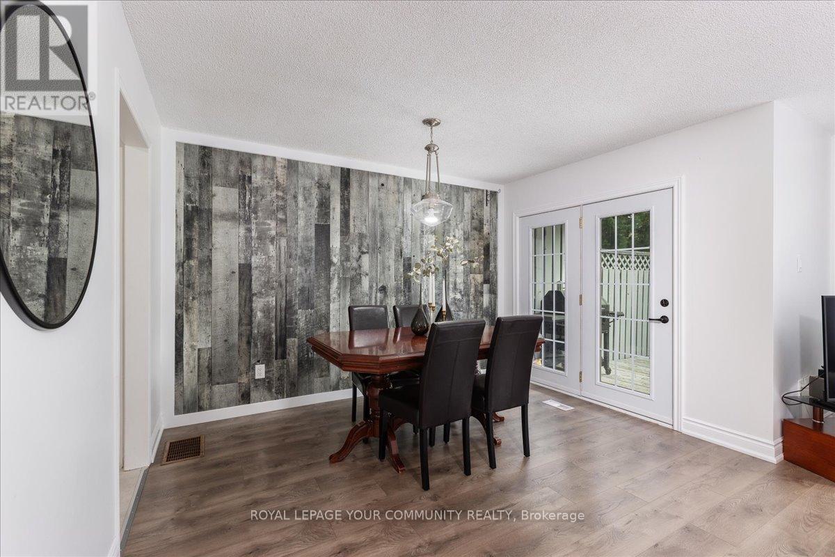 Photo 8 of 33 Biscayne Boulevard, Georgina ON