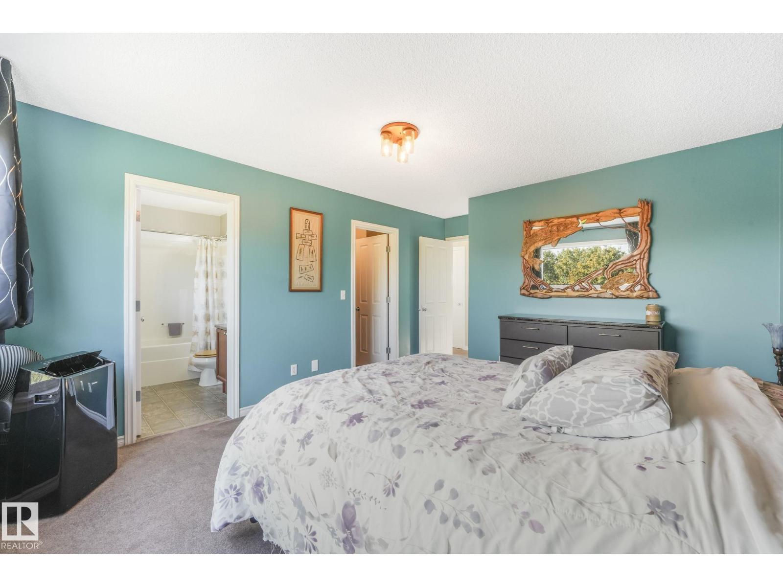 Photo 37 of 117 3010 33 Av Nw, Edmonton AB