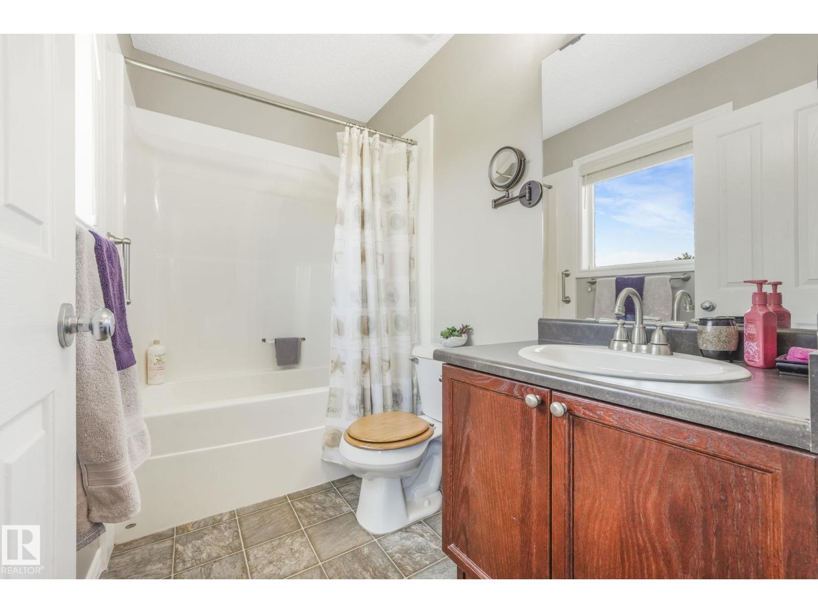 Photo 39 of 117 3010 33 Av Nw, Edmonton AB
