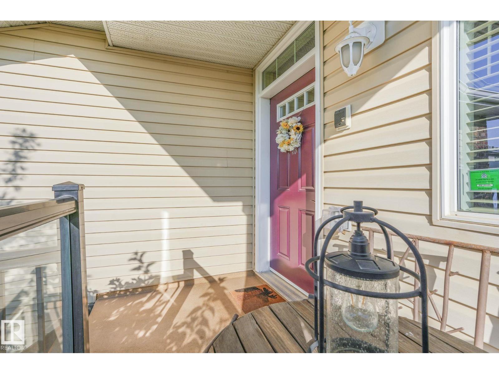 Photo 4 of 117 3010 33 Av Nw, Edmonton AB