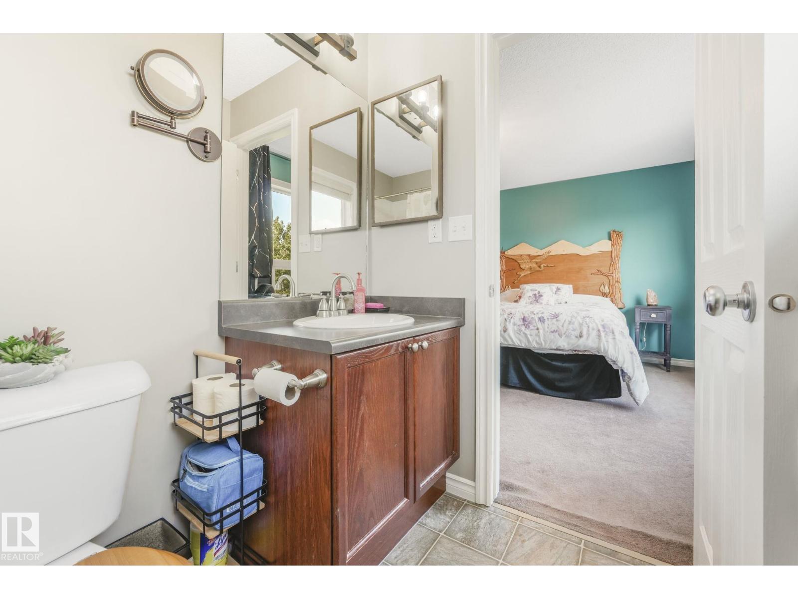 Photo 41 of 117 3010 33 Av Nw, Edmonton AB