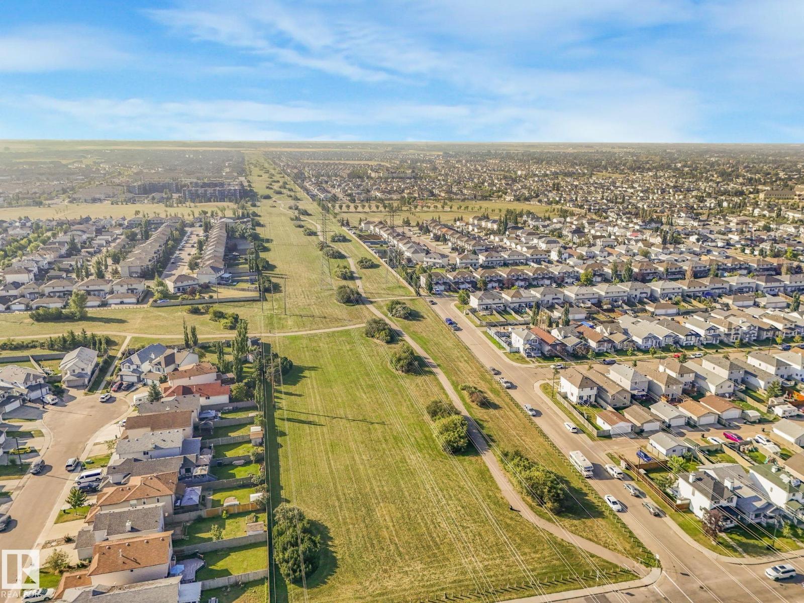 Photo 52 of 117 3010 33 Av Nw, Edmonton AB