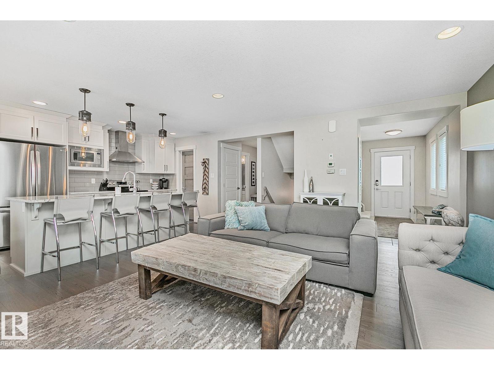 Photo 3 of 7394 Essex Rd, Sherwood Park AB
