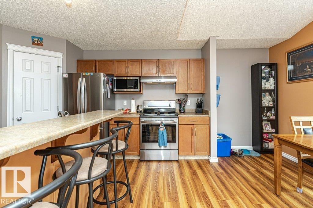 Photo 8 of 140 Westwood Ln, Fort Saskatchewan AB