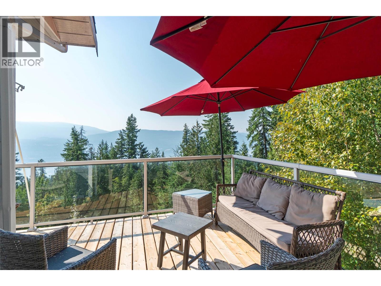 Photo 10 of 7660 Lichen Road, Anglemont BC