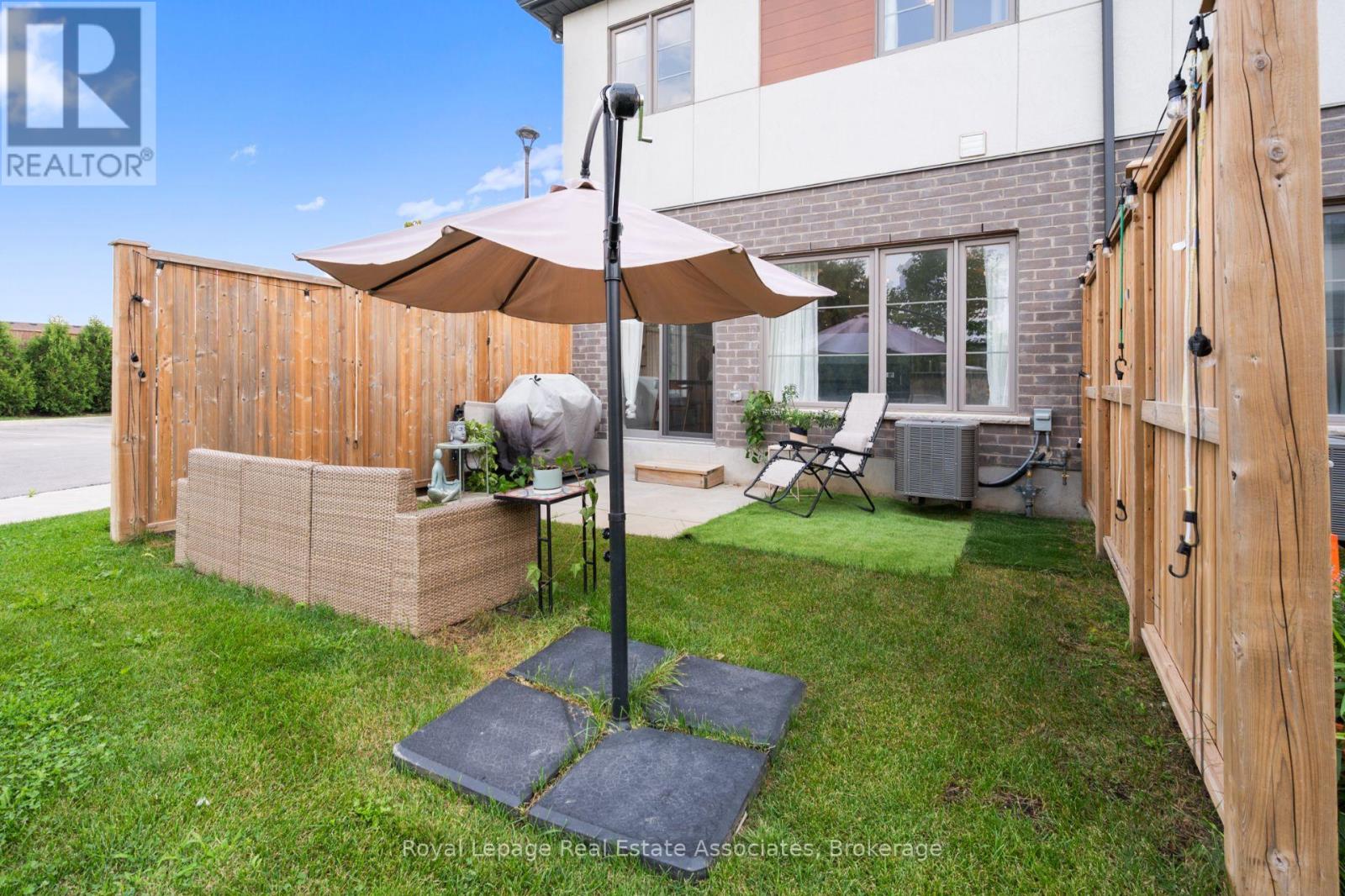 Photo 27 of 26 Steele Crescent, Guelph ON