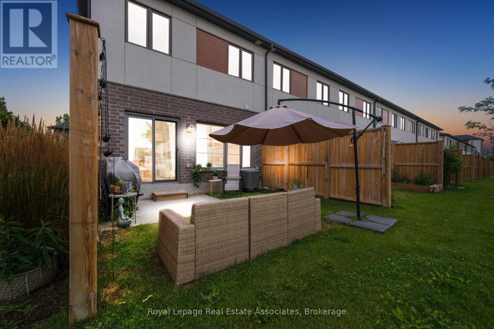 Photo 30 of 26 Steele Crescent, Guelph ON