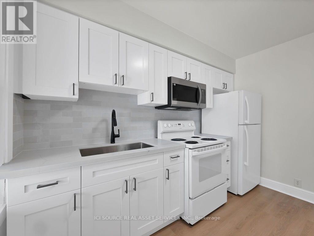 Photo 10 of 20 Edgar Street, Hamilton ON