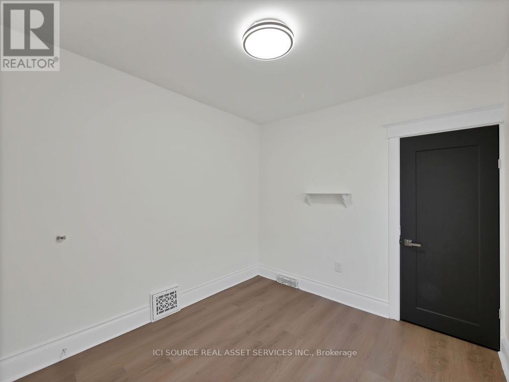 Photo 15 of 20 Edgar Street, Hamilton ON