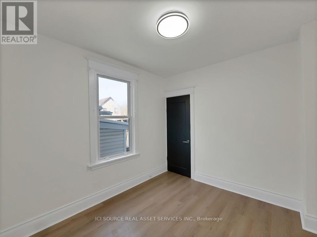 Photo 17 of 20 Edgar Street, Hamilton ON