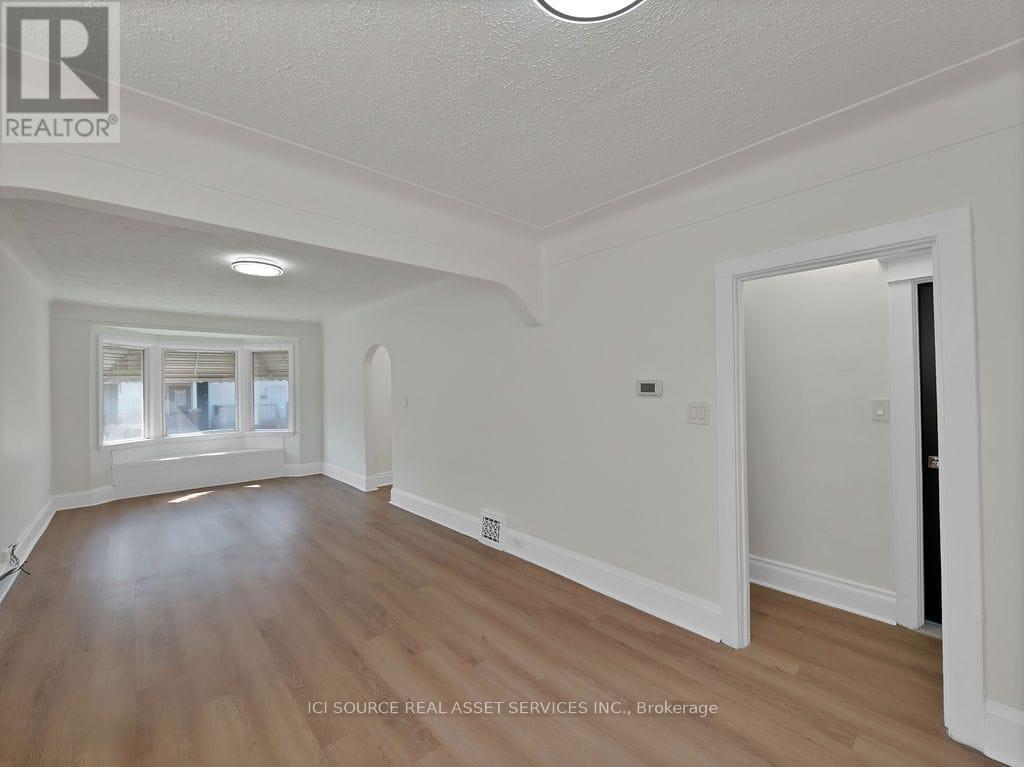 Photo 6 of 20 Edgar Street, Hamilton ON