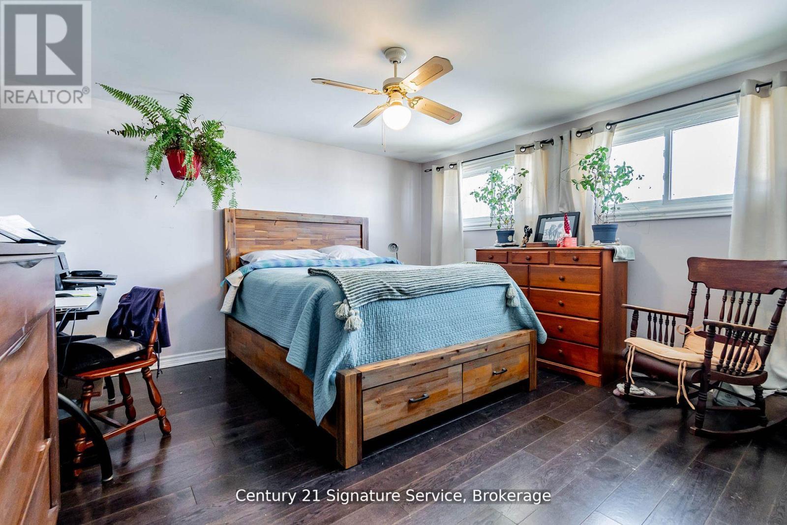 Photo 10 of 752 Empire Road, Port Colborne ON