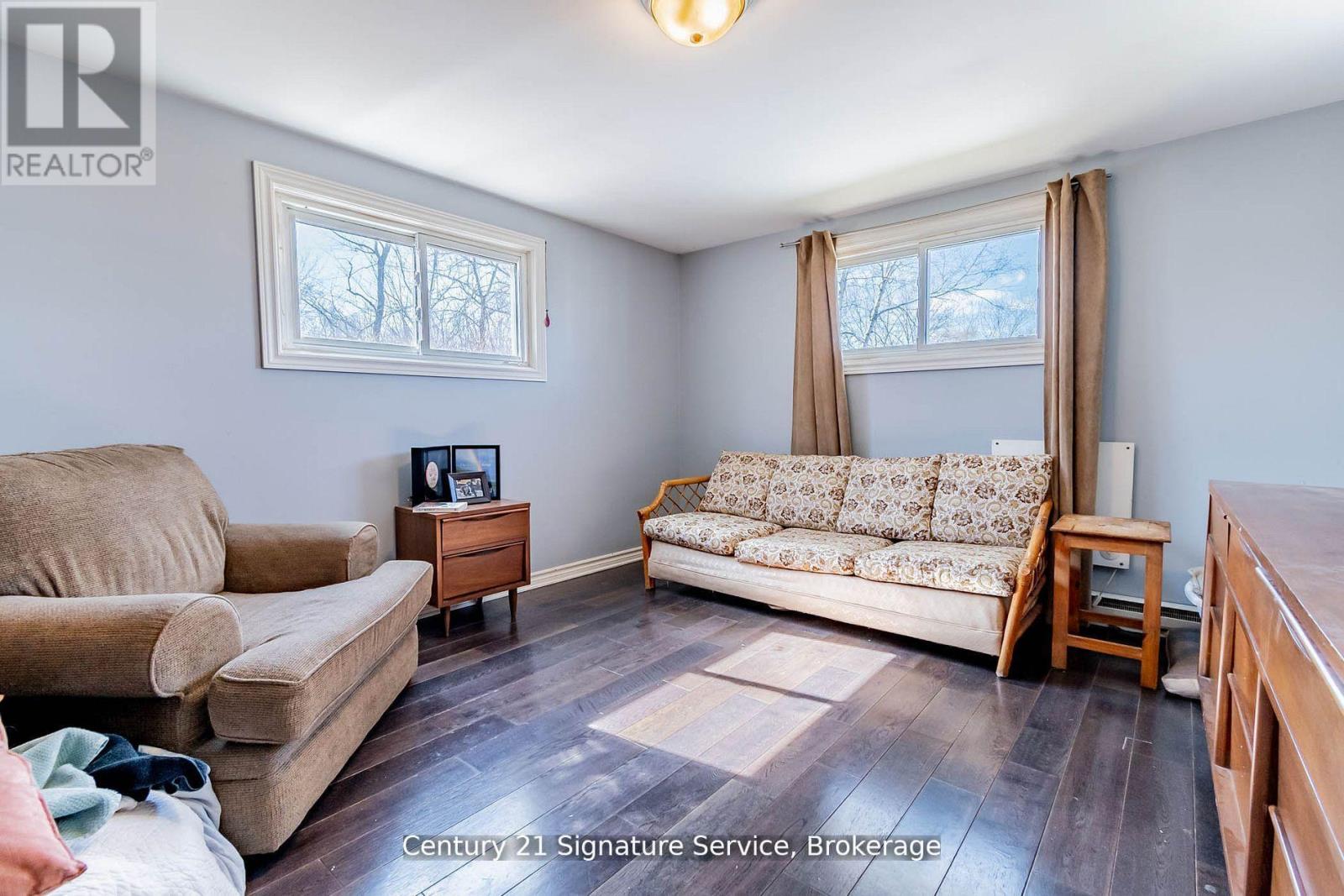 Photo 7 of 752 Empire Road, Port Colborne ON