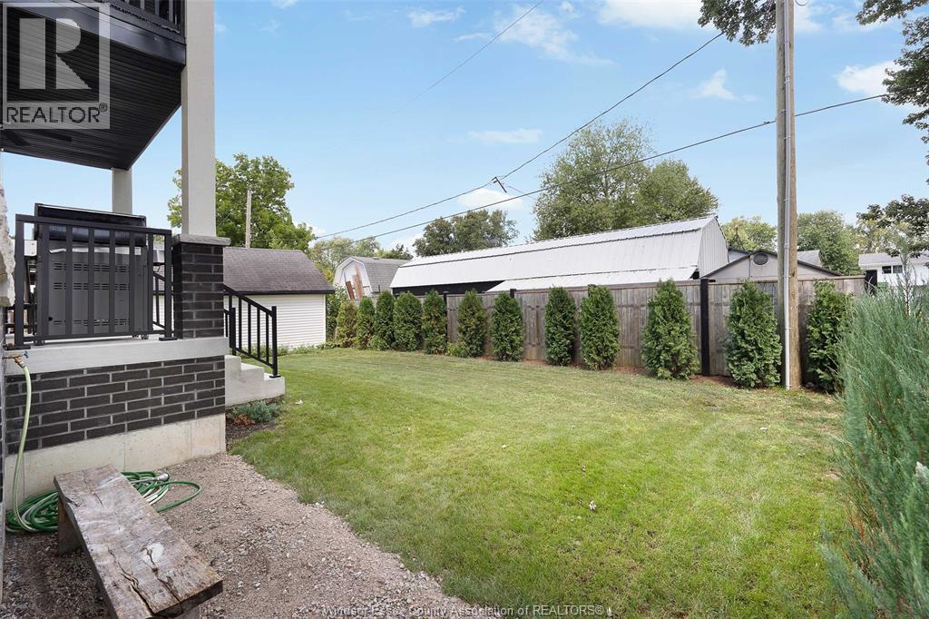 Photo 6 of 72 Scott Drive, Amherstburg ON