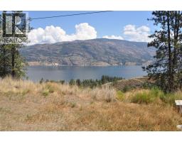  910 Pineview Drive, Kaleden