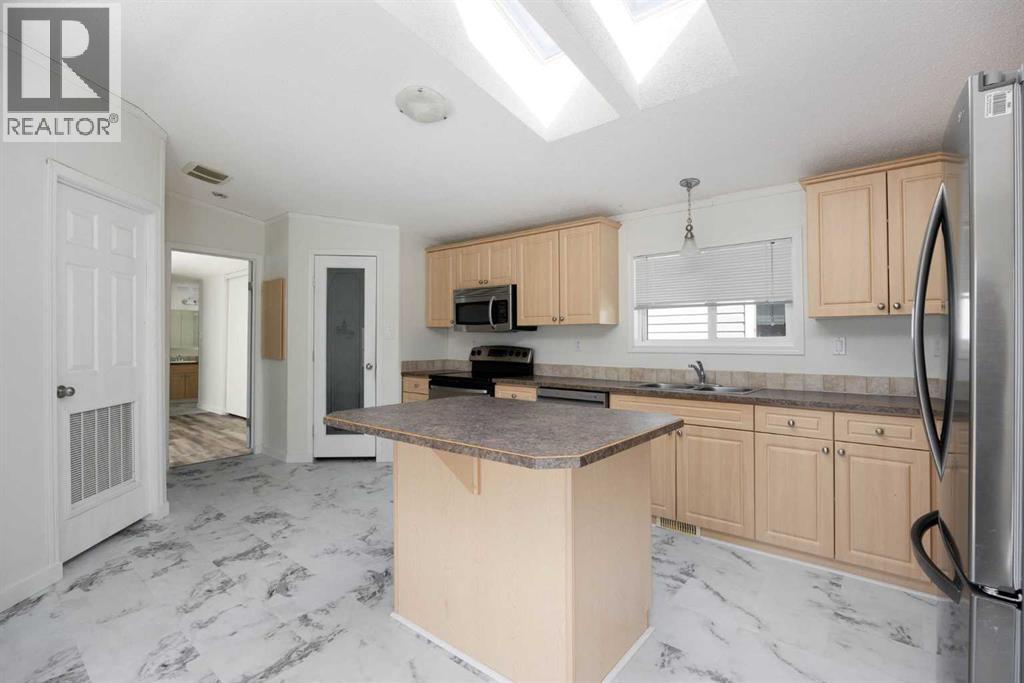 192 Elm Street, Fort McMurray