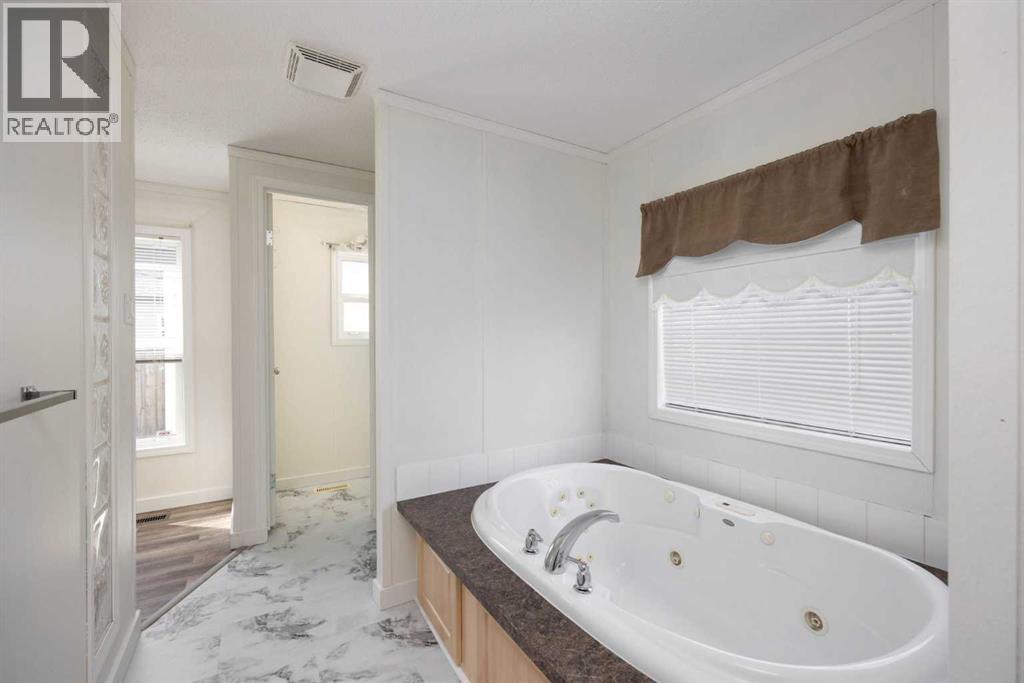 192 Elm Street, Fort McMurray