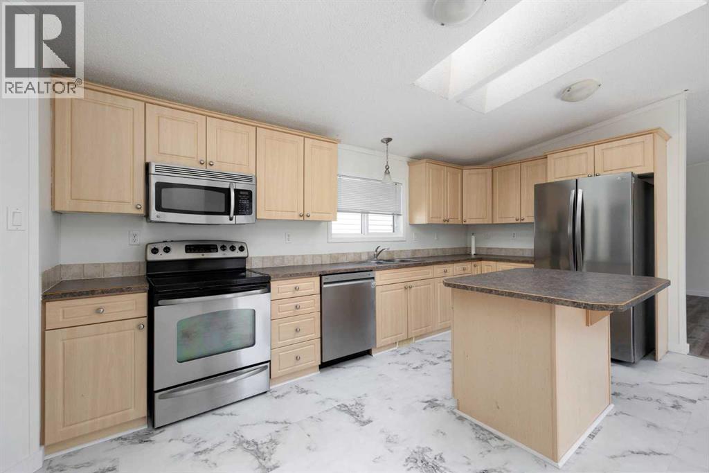 192 Elm Street, Fort McMurray