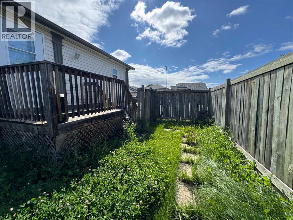 192 Elm Street, Fort McMurray