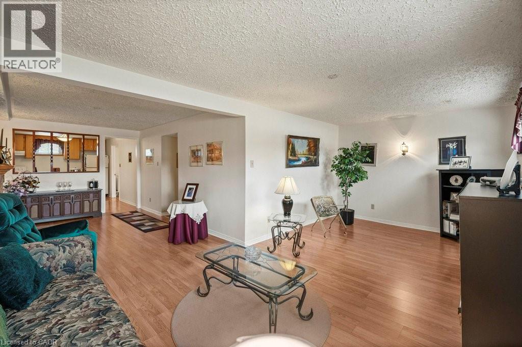 Photo 28 of 23 Sekura Place, Cambridge ON