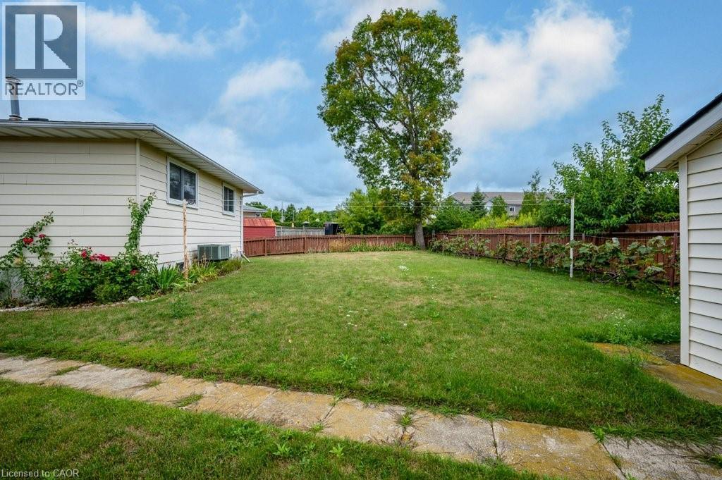 Photo 36 of 23 Sekura Place, Cambridge ON