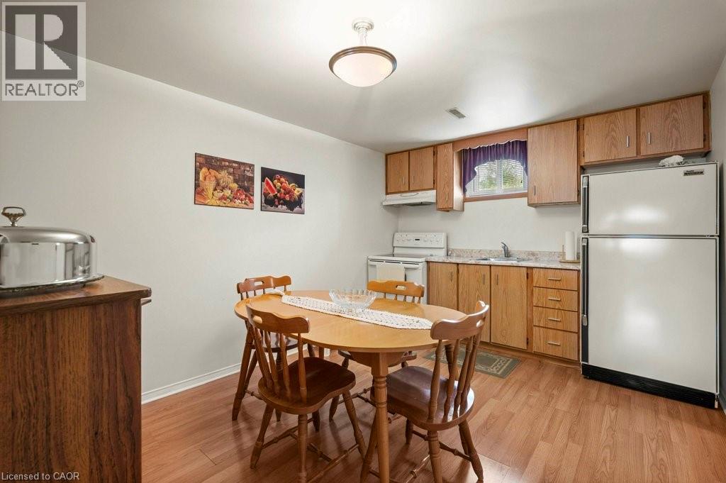 Photo 31 of 23 Sekura Place, Cambridge ON