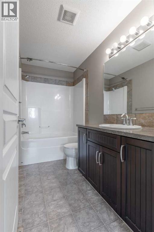 Photo 22 of 2 205 Silkstone Road W, Lethbridge AB