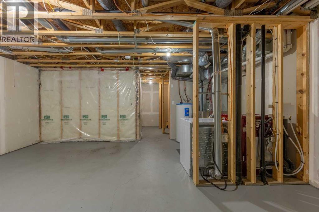 Photo 31 of 2 205 Silkstone Road W, Lethbridge AB