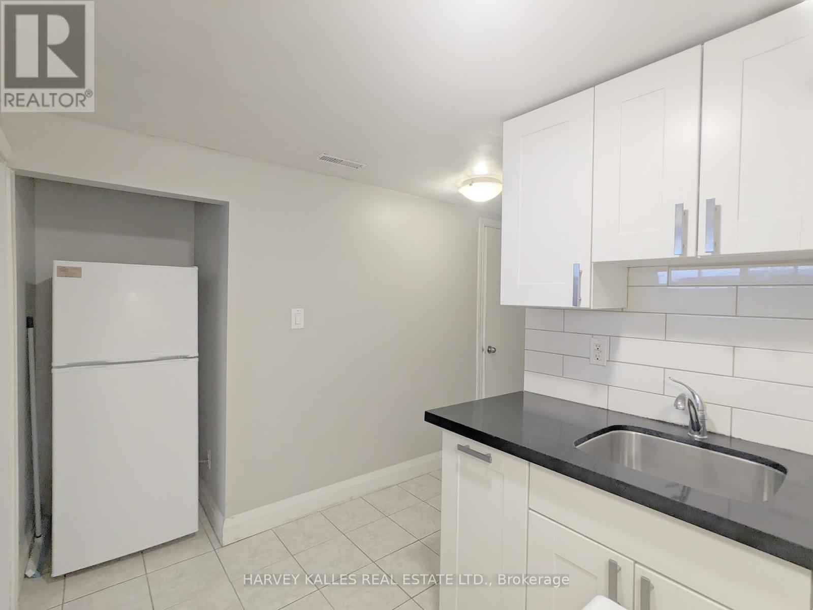 Photo 6 of Lower 242 Robina Avenue, Toronto ON