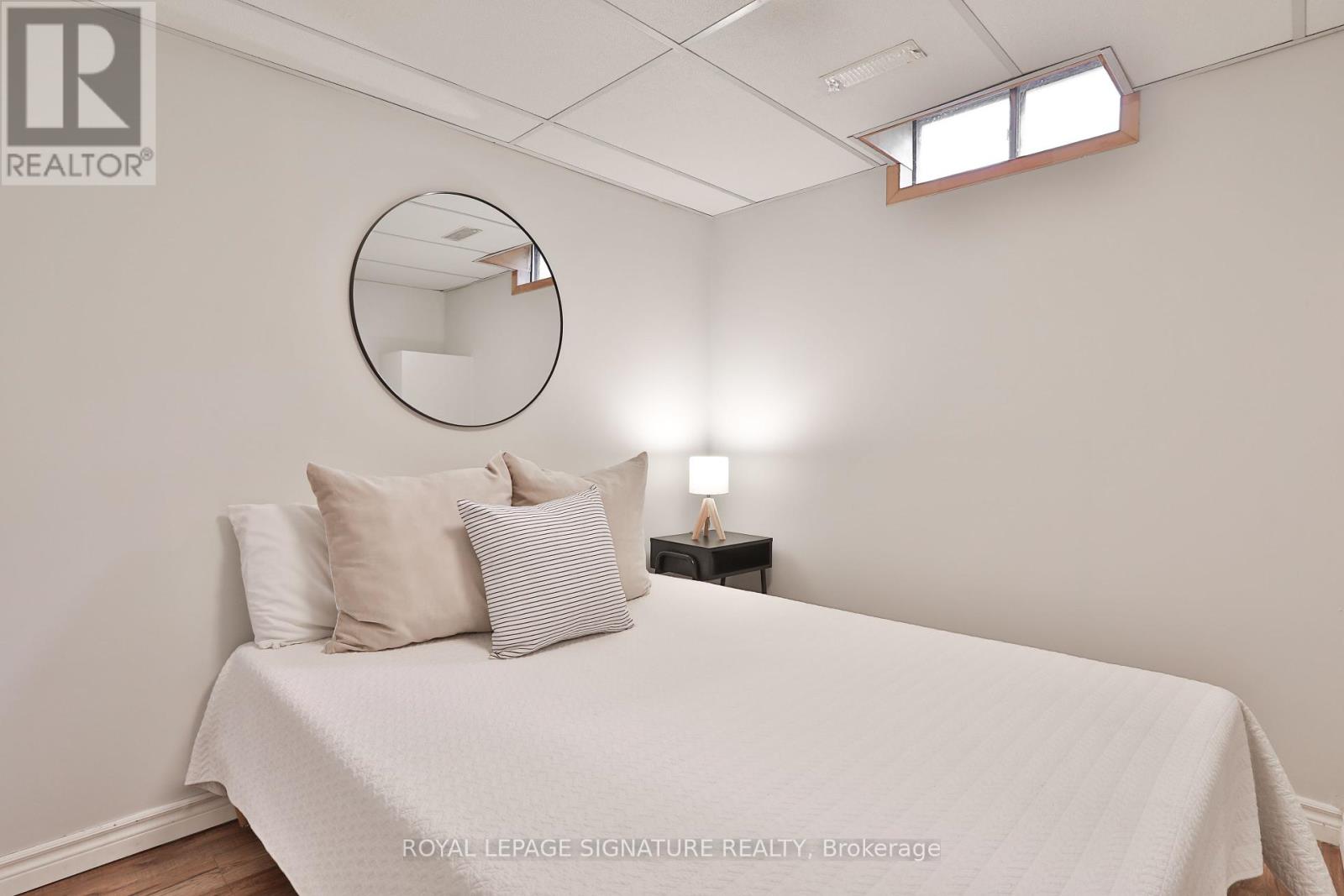 Photo 36 of 1880 Carrera Court, Mississauga ON