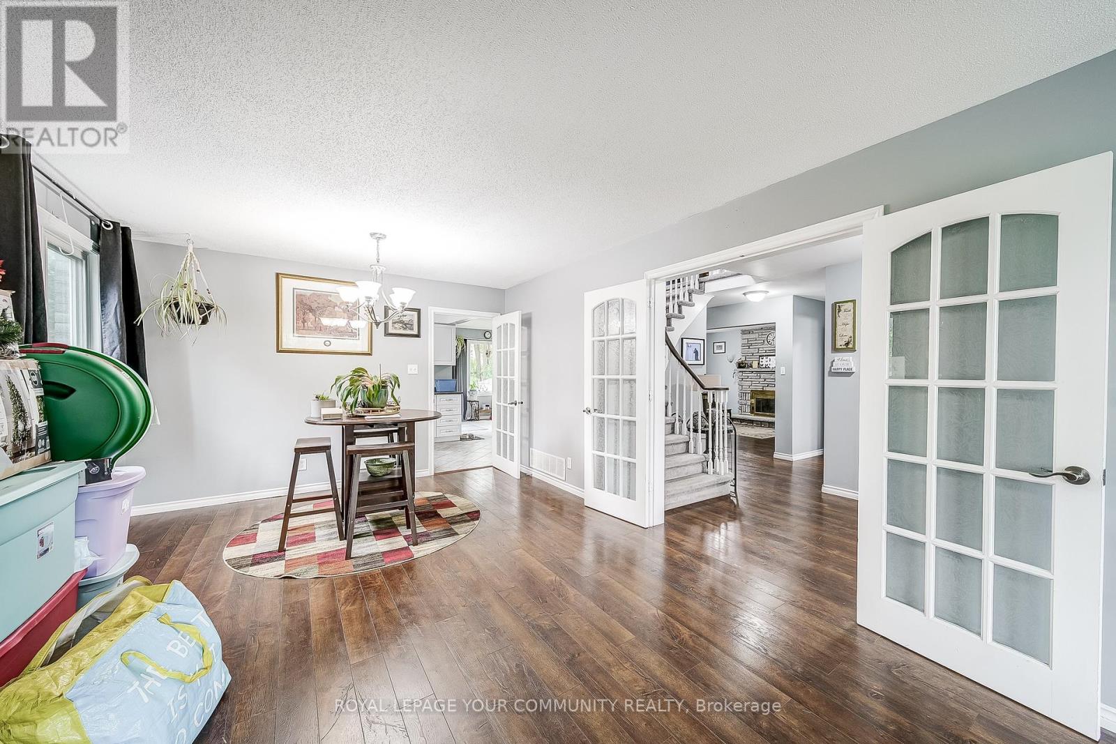 Photo 8 of 125 Biscayne Boulevard E, Georgina ON