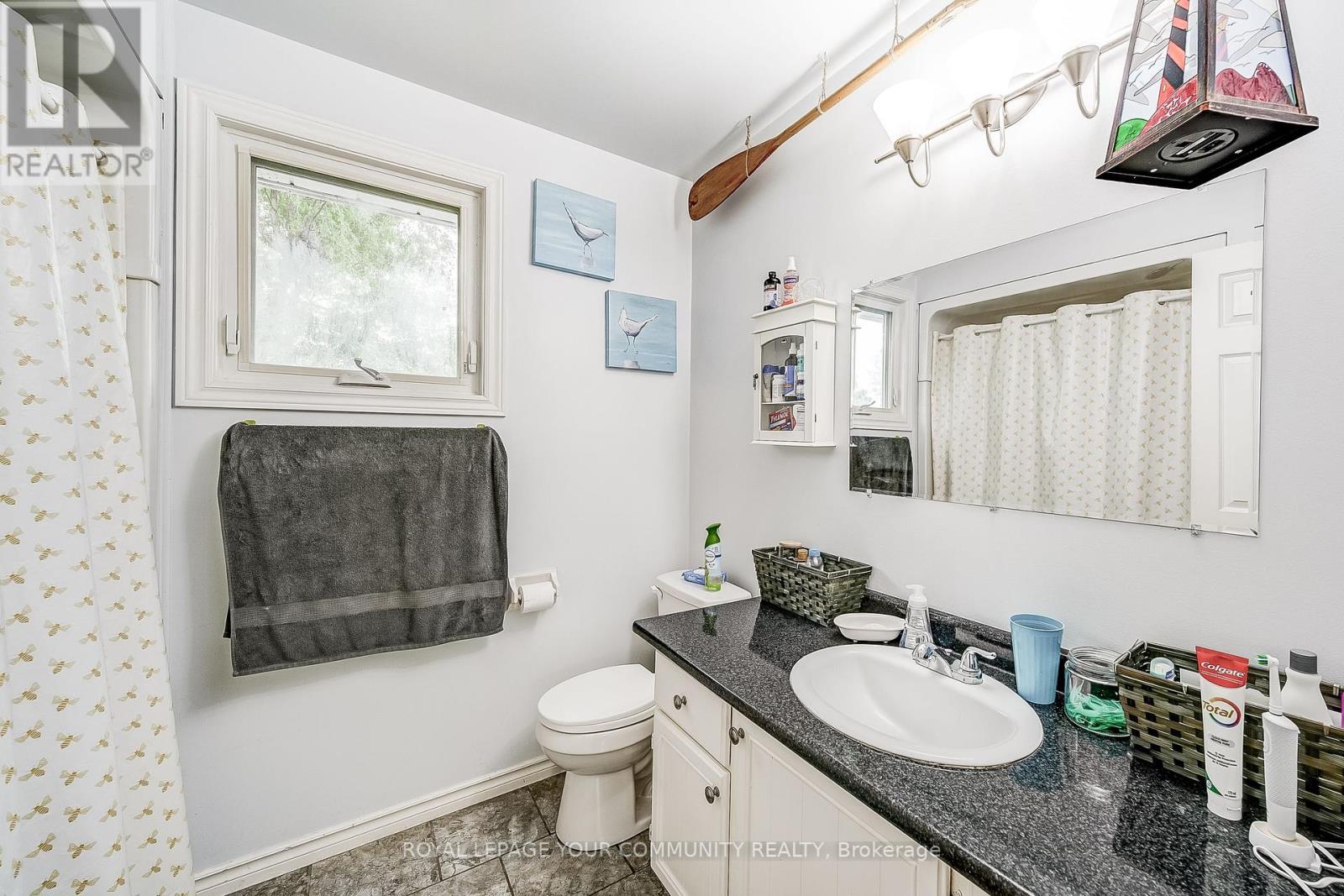 Photo 26 of 125 Biscayne Boulevard E, Georgina ON