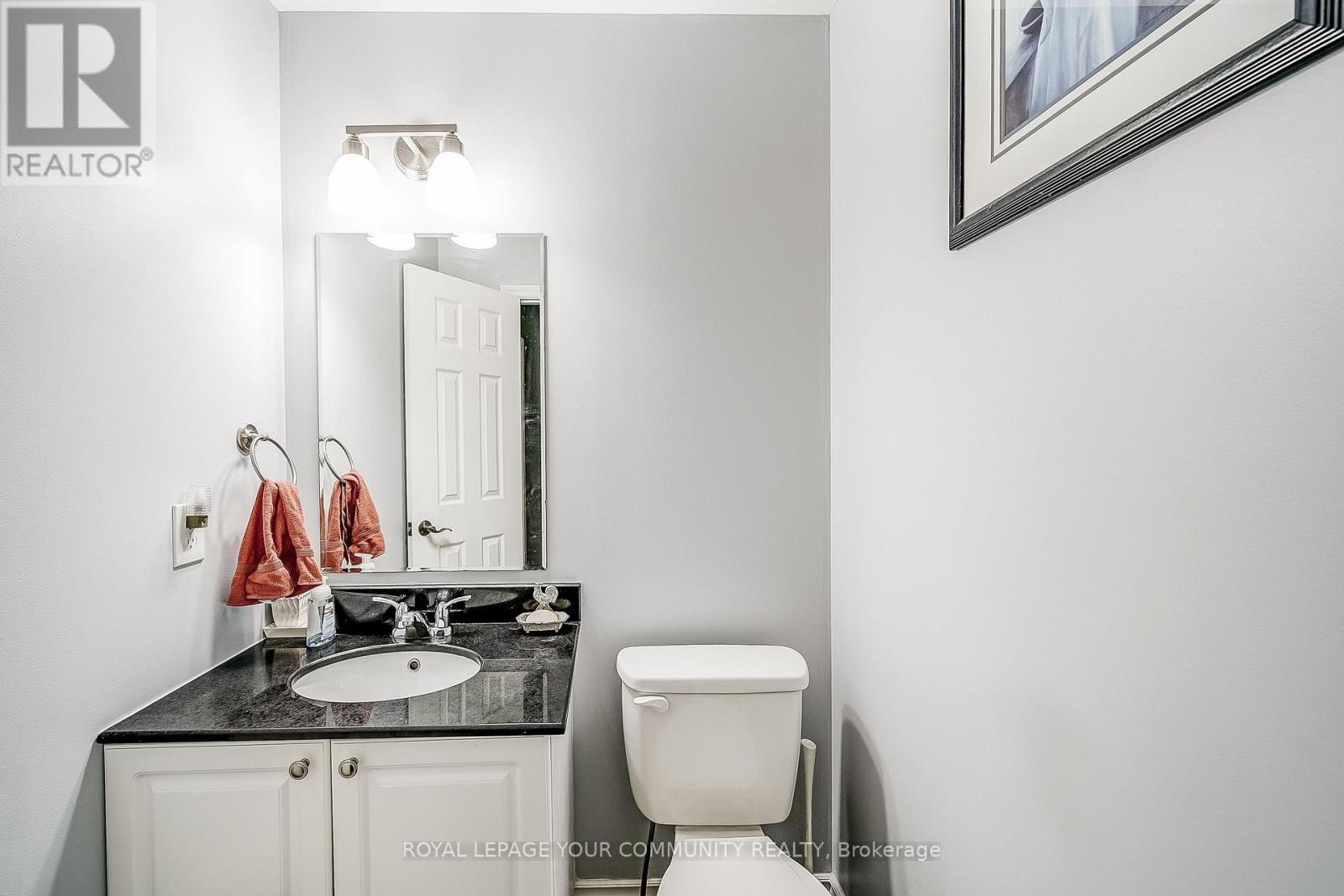 Photo 9 of 125 Biscayne Boulevard E, Georgina ON