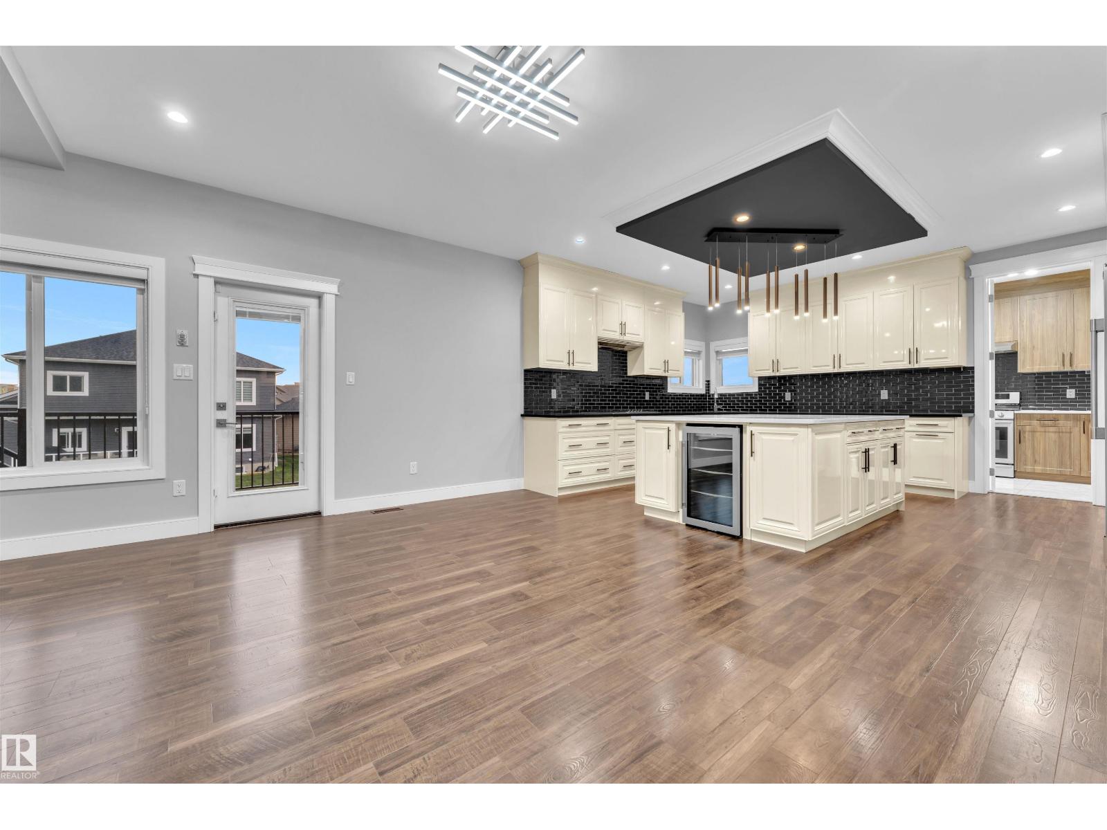 Photo 11 of 4408 39 St, Beaumont AB