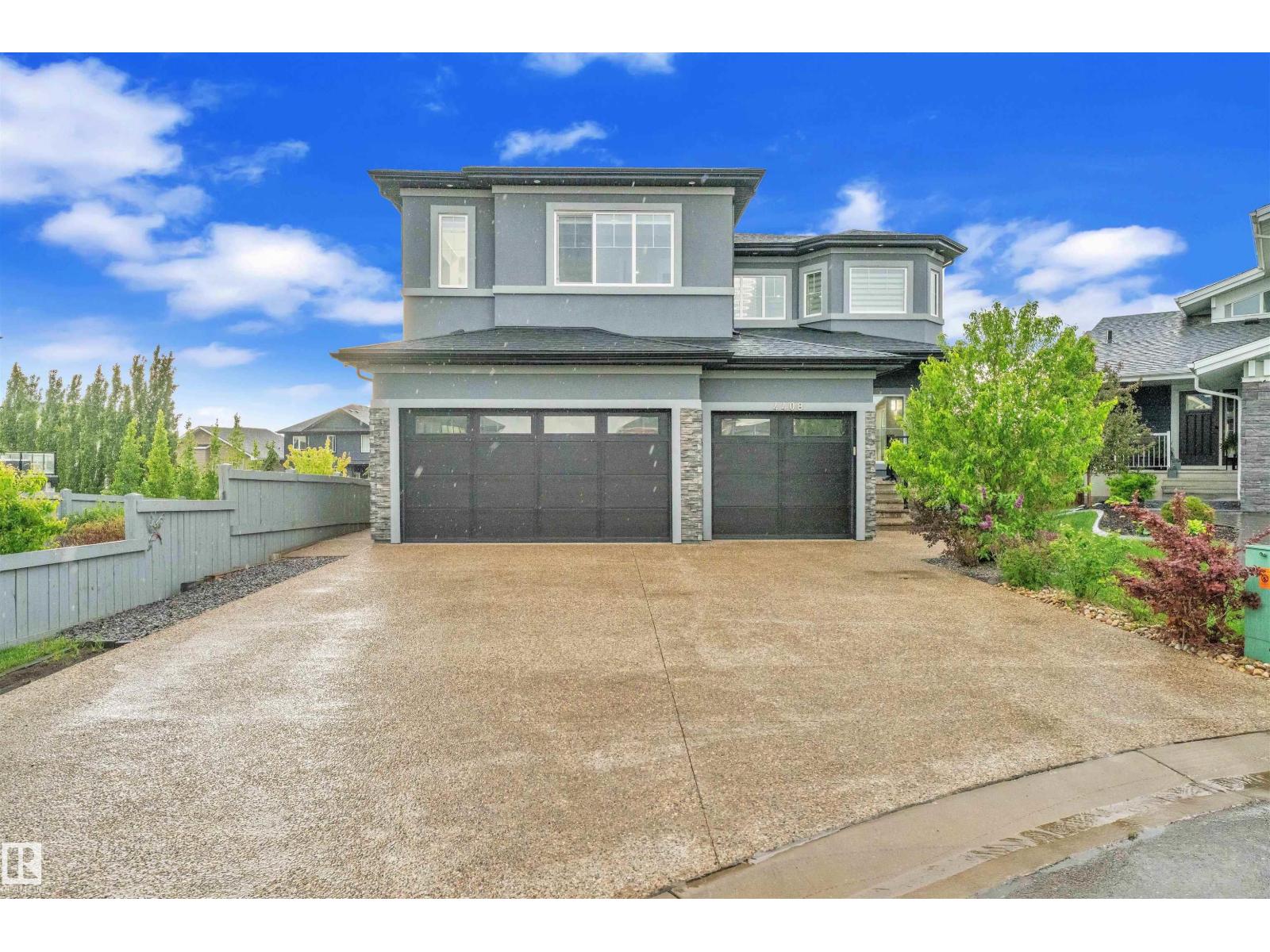 Photo 2 of 4408 39 St, Beaumont AB