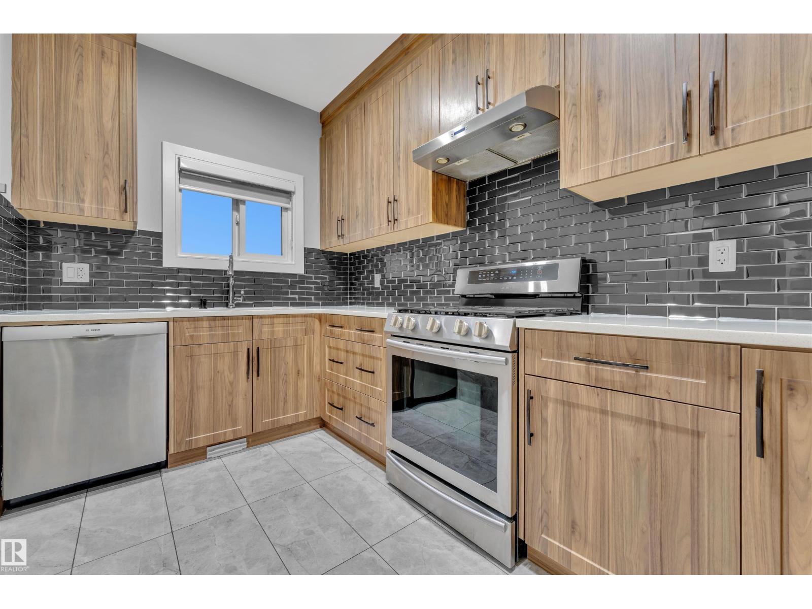 Photo 16 of 4408 39 St, Beaumont AB