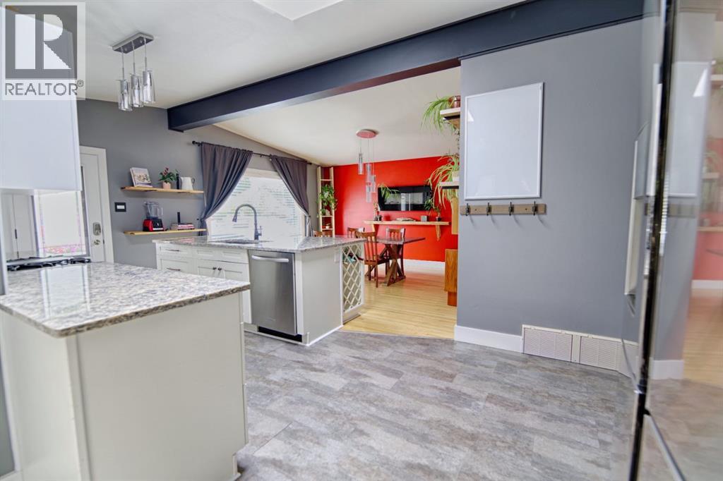 Photo 5 of 2503 5 A Avenue N, Lethbridge AB