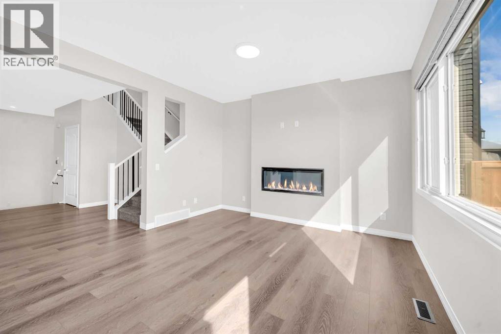 Photo 21 of 385 Corner Meadows Way Ne, Calgary AB