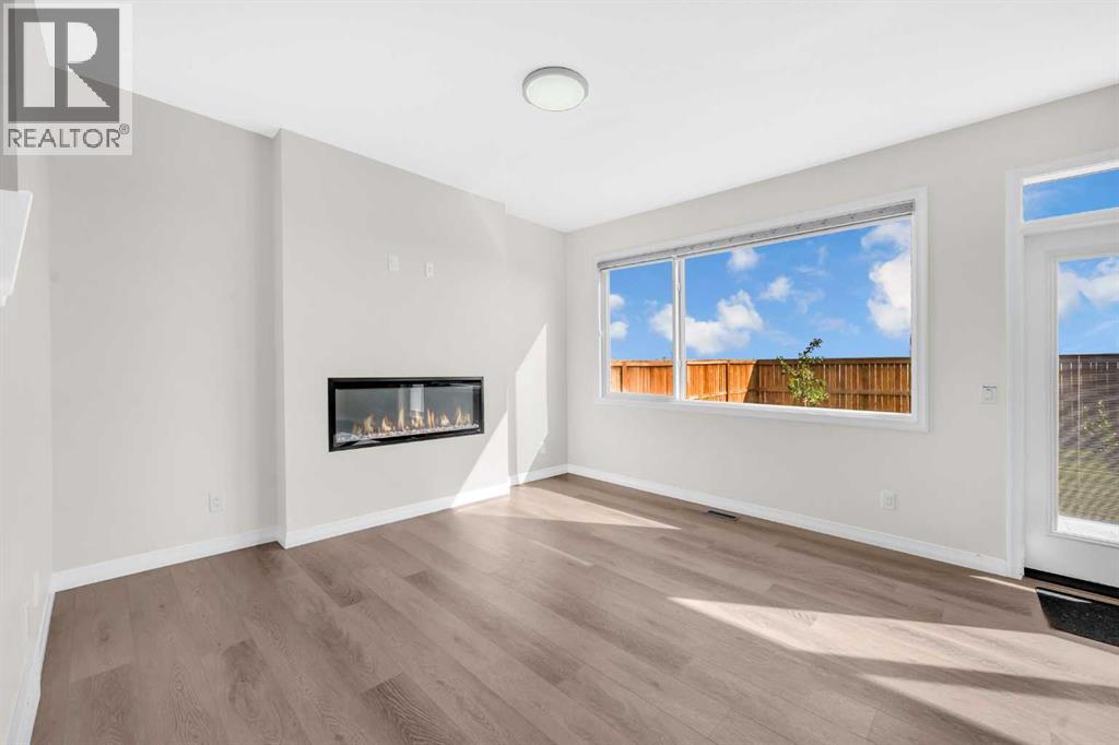 Photo 19 of 385 Corner Meadows Way Ne, Calgary AB
