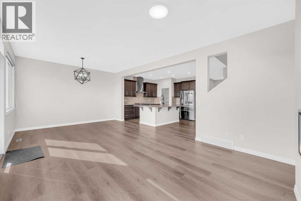 Photo 22 of 385 Corner Meadows Way Ne, Calgary AB