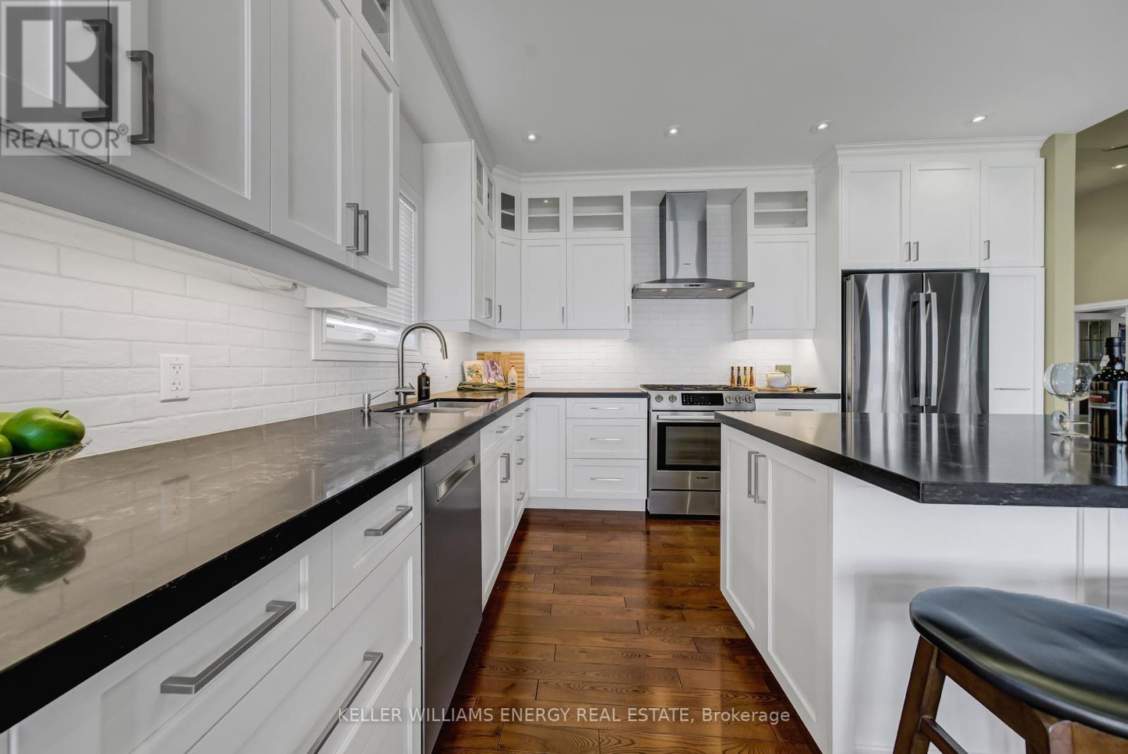 Photo 14 of 4 Prinyers Drive, Prince Edward County ON