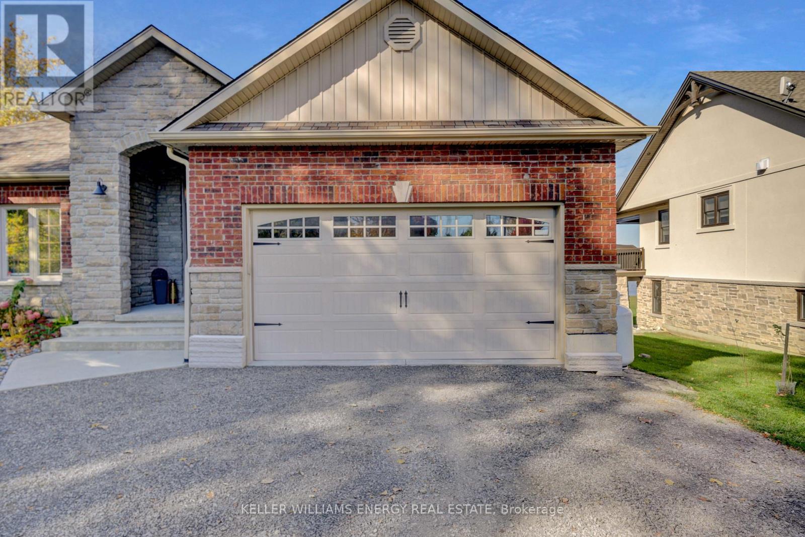 Photo 3 of 4 Prinyers Drive, Prince Edward County ON