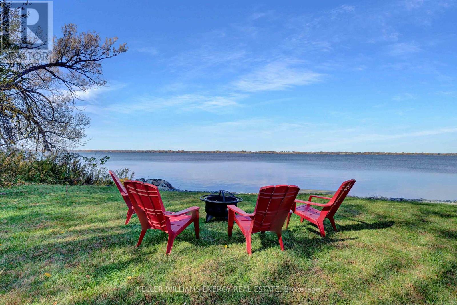 Photo 41 of 4 Prinyers Drive, Prince Edward County ON