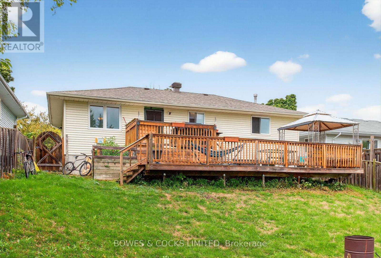 Photo 37 of 1349 Tudor Crescent, Peterborough ON