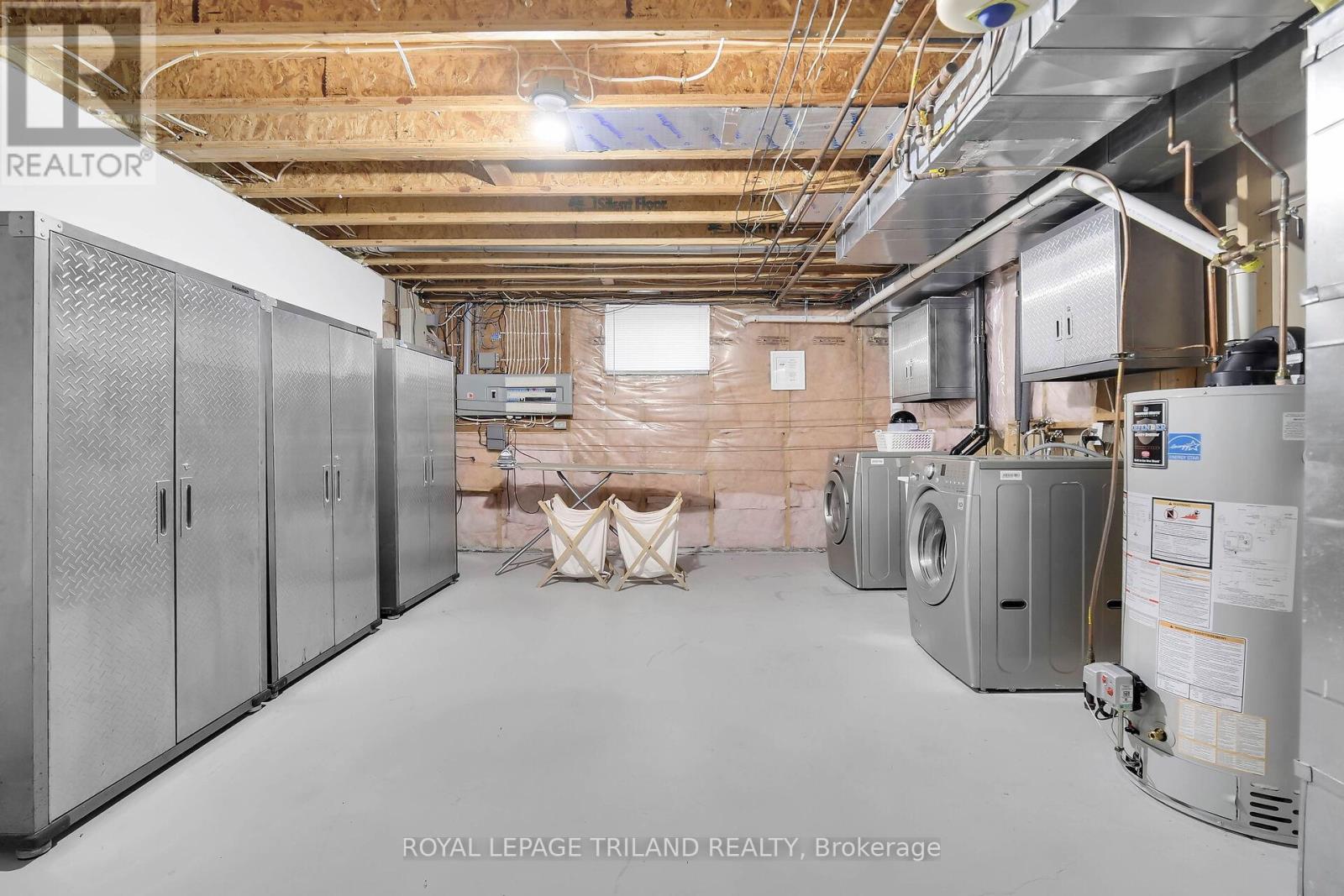 9945 RIVERVIEW ROAD Property Photo