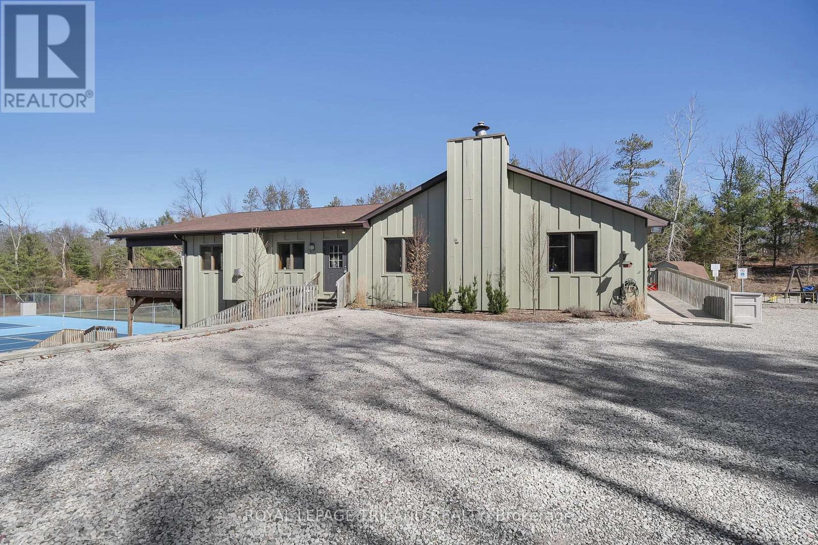 9945 RIVERVIEW ROAD Property Photo