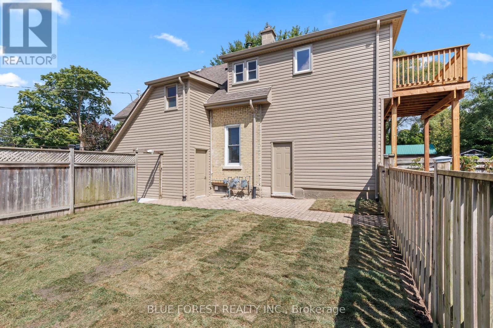 Photo 36 of 7065 Longwoods Road, London South ON
