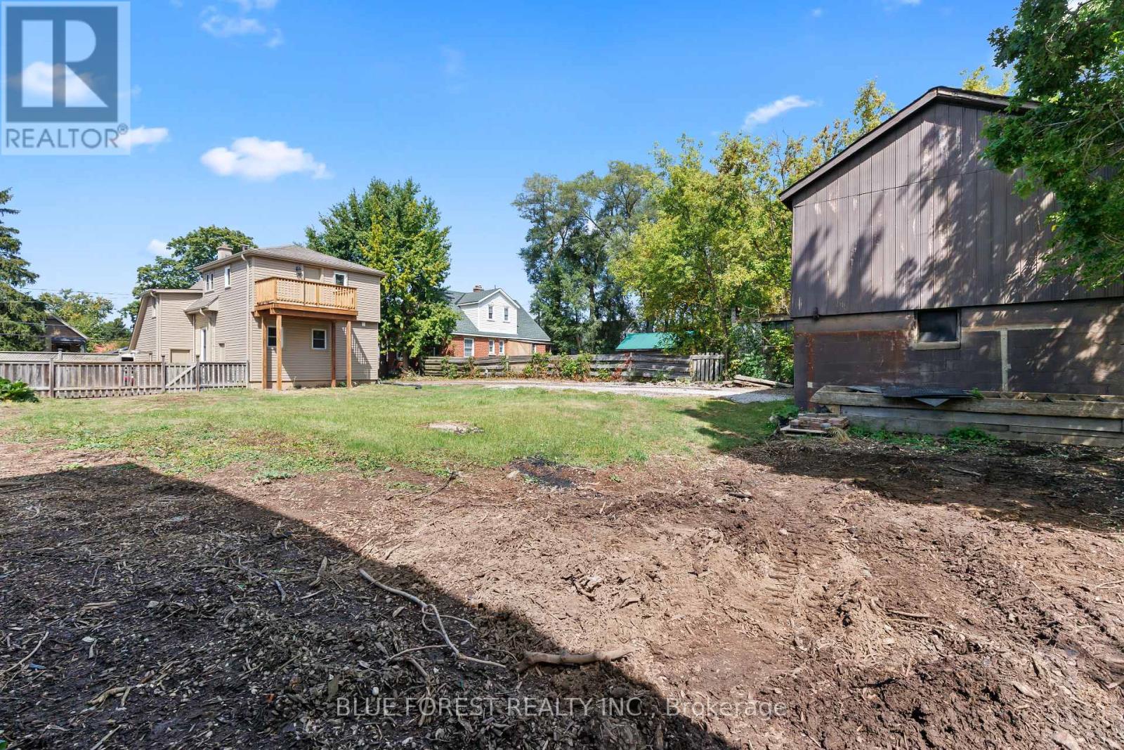 Photo 37 of 7065 Longwoods Road, London South ON